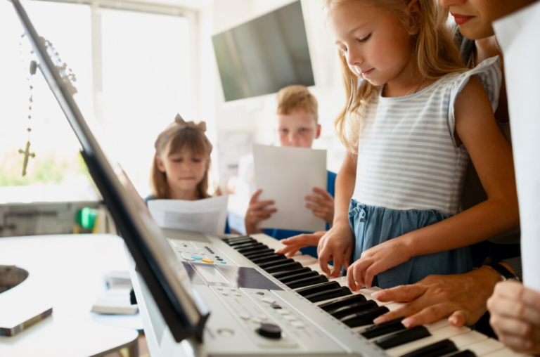 The Future of Music Education: Trends and Innovations in Online Music Lessons for 2024